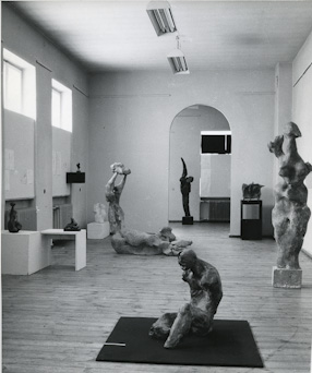 Wystawa Aliny Szapocznikow w Galerii BWA Arsenał w Poznaniu, 1960 