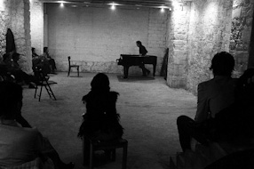 Galerie 11 - Giuseppe Chiari\\\'s concert and a meeting in a Cafe 
