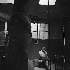 August Zamoyski in his studio, 1968 