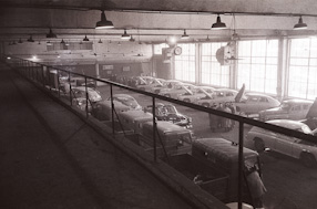 Vehicle service station, 1960 