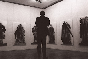 Wystawa ”Apostołowie” Eustachego Kossakowskiego w Galerii Foksal, 1988 