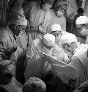 Professor Jan Kossakowski - Open heart surgery, 1961 