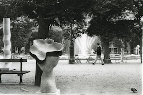 XIX Salon de la Jeune Sculpture, Jardins du Palais Royal, Paris, 1967 