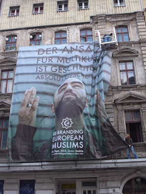 Akcja Solidarności - Rebranding Europejskich Muzułmanów, Public Movement 