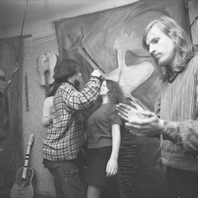Visit at the Hippies commune in Ozarow, 1968 