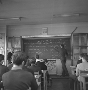 Experimental school, 1969 