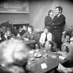 Art critics and artists discussion, 1970 