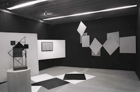 Henryk Stażewski\'s exhibition at the Foksal Gallery, 1967 