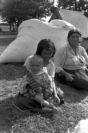 Obóz cygański nad Bugiem, 1958 