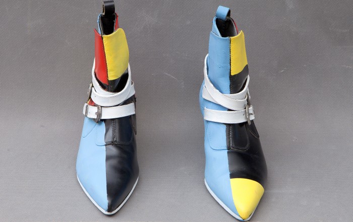 Paulina Ołowska, Constructivist shoes of Rockebilly type, 2000