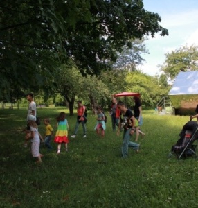Piknik na Bródnie spacer z przewodnikiem i warsztaty dla dzieci