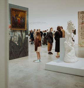 People at the exhibition of Aleksandra Waliszewska