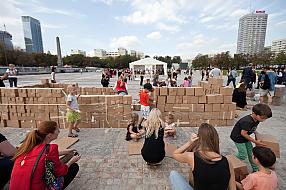 Saturday on the Square - TR Warszawa’s and Museum of Modern Art’s new buildings’ project presentation. Family architectural workshop