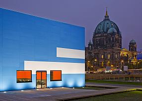 Pawilon Muzeum nad Wisłą zaprojektowany przez Adolfa Krischanitza dla Temporäre Kunsthalle w Berlinie 